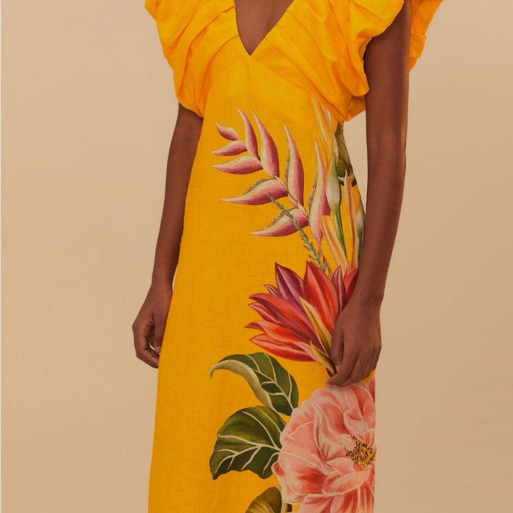 FARM Rio Yellow Floral Midi Dress, gorgeous deep Vee in front with side zip.